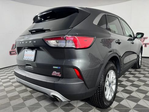 Used 2020 Ford Escape SE image 27