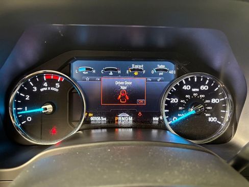 Certified 2022 Ford F450 Platinum w/ FX4 Off-Road Package AWD/4WD image 16