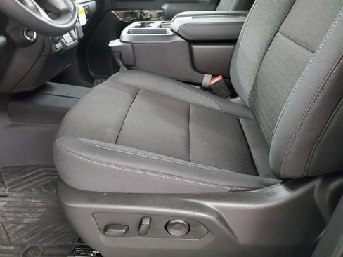 Used 2025 Chevrolet Silverado 1500 Custom Trail Boss w/ Realtree Special Edition image 17