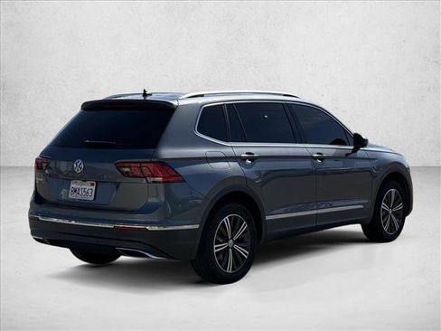 Used 2019 Volkswagen Tiguan SEL FWD image 5