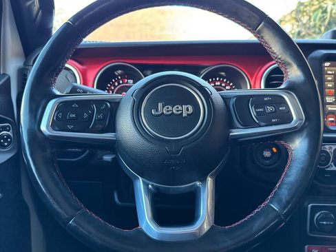 Used 2020 Jeep Gladiator Rubicon image 22