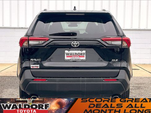 Used 2024 Toyota RAV4 XLE image 5