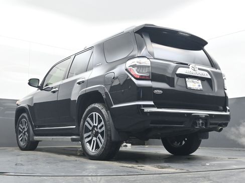 Used 2020 Toyota 4Runner Limited image 33