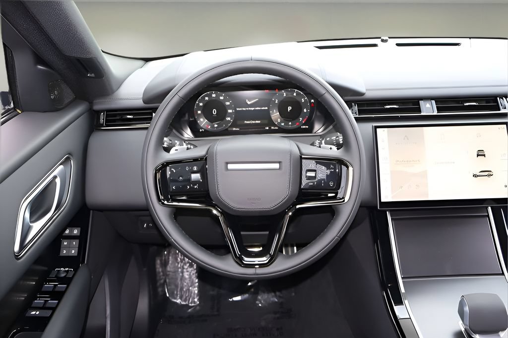 Used 2026 Land Rover Range Rover Velar Dynamic SE AWD/4WD image 14