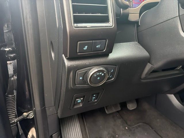 Used 2020 Ford Expedition Limited w/ Equipment Group 303A AWD/4WD image 23