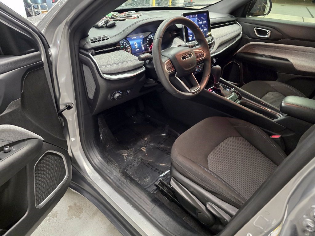 Certified 2023 Jeep Compass Sport AWD/4WD image 15