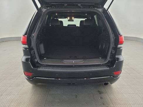 Used 2021 Jeep Grand Cherokee Laredo X image 29