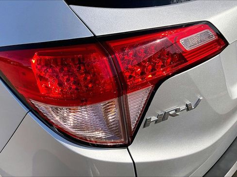 Used 2016 Honda HR-V EX image 30