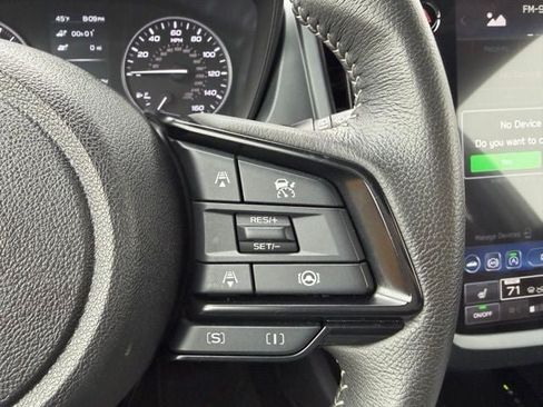 Used 2025 Subaru Forester Premium AWD/4WD image 17