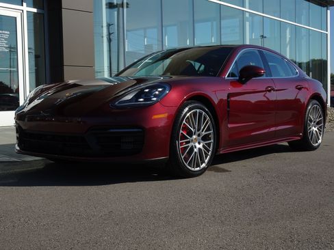 Used 2021 Porsche Panamera 4S AWD/4WD image 1