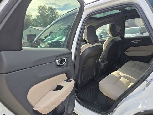 Used 2026 Volvo XC60 B5 Plus w/ Climate Package AWD/4WD image 16