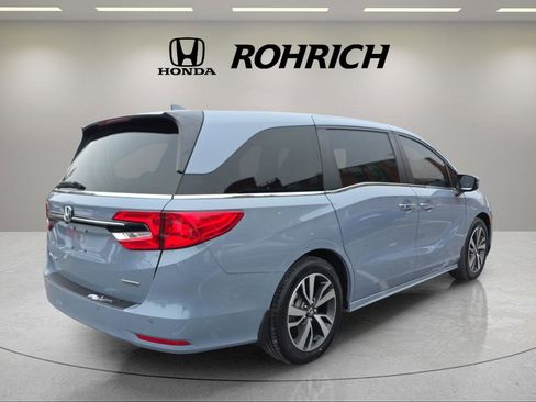 Used 2024 Honda Odyssey Touring image 6