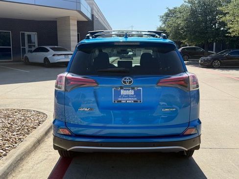 Used 2017 Toyota RAV4 Limited w/ Advanced Technology Package FWD image 4