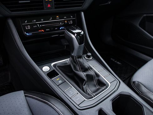 New 2026 Volkswagen Jetta SE image 20