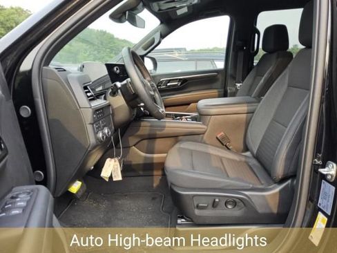Certified 2025 Chevrolet Suburban LS AWD/4WD image 4