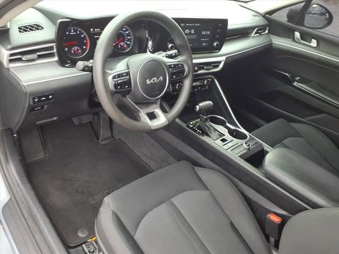 Used 2022 Kia K5 LXS image 11