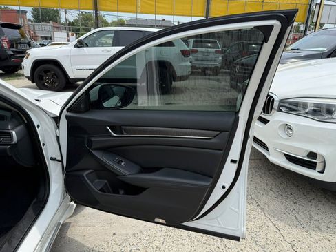 Used 2022 Honda Accord EX-L image 21