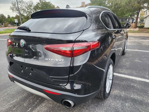 Used 2018 Alfa Romeo Stelvio Ti image 7