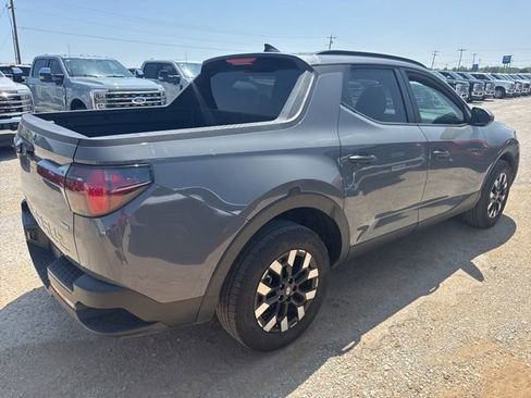 Used 2025 Hyundai Santa Cruz SEL AWD/4WD image 10