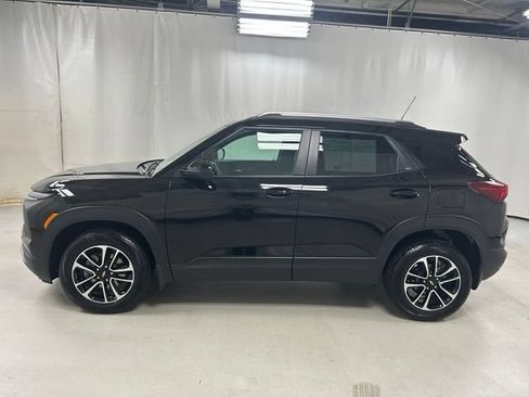 Used 2026 Chevrolet TrailBlazer LT w/ LT Cold Weather Package AWD/4WD image 8
