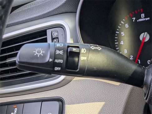 Certified 2020 Kia Sorento EX image 28
