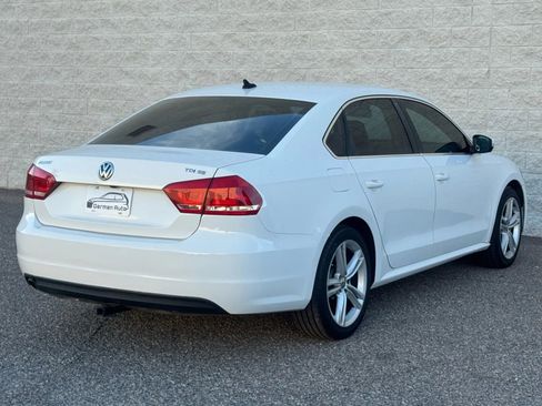 Used 2015 Volkswagen Passat TDI SE FWD image 6