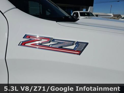 Used 2022 Chevrolet Silverado 1500 LT image 9
