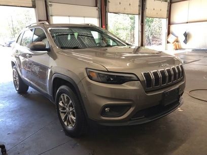 Used 2019 Jeep Cherokee Latitude Plus w/ Cold Weather Group