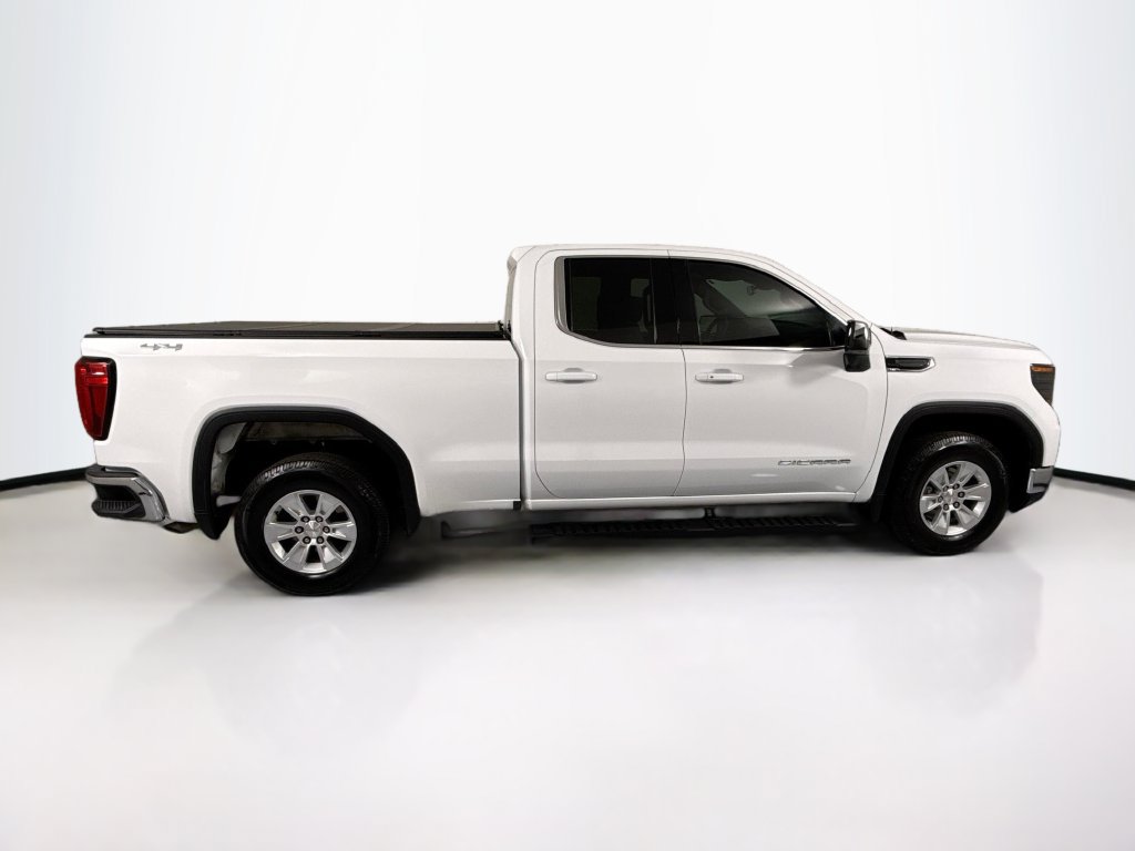 Used 2023 GMC Sierra 1500 SLE AWD/4WD image 4