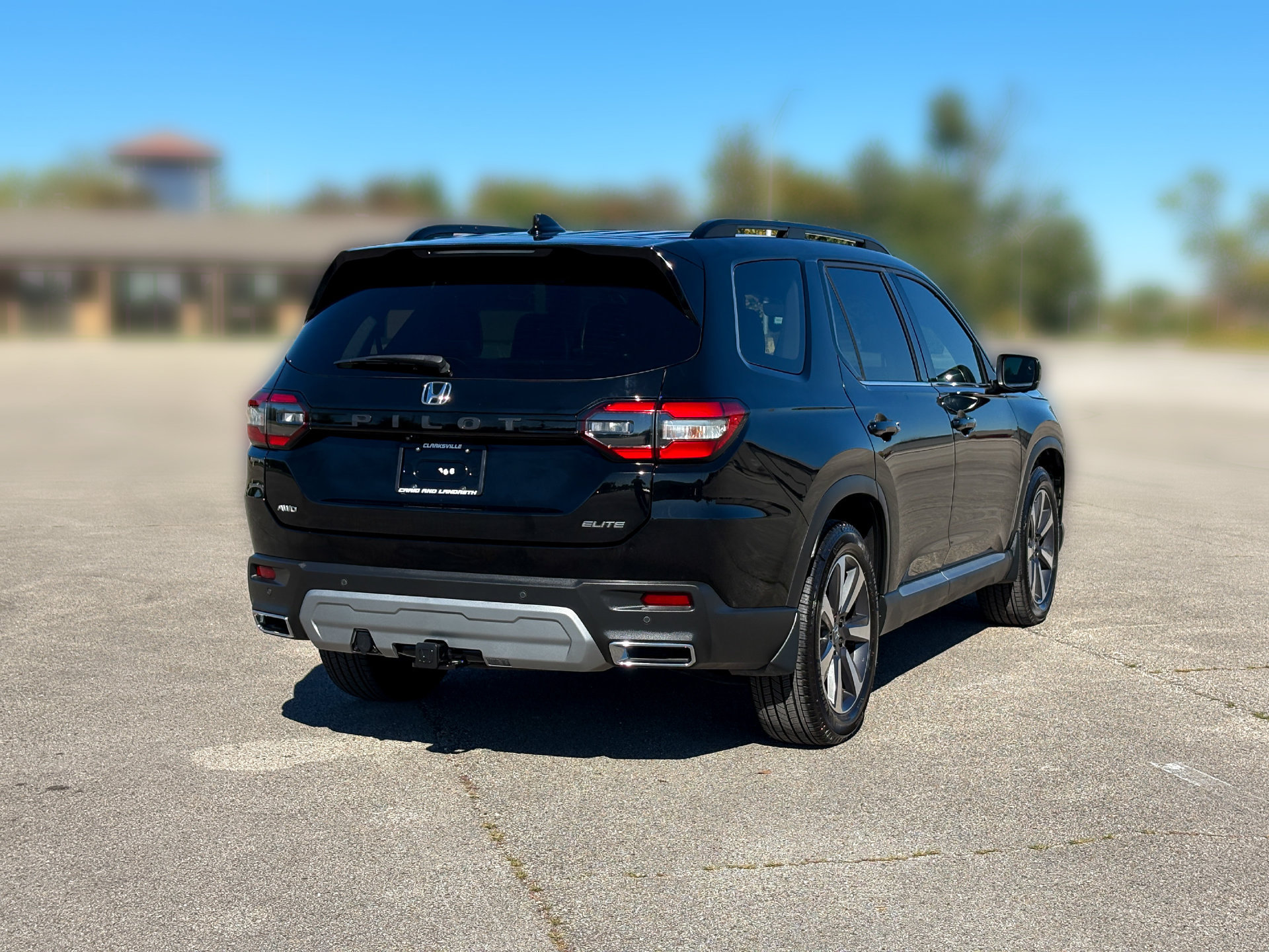 Used 2023 Honda Pilot Elite image 8