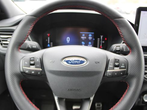 Used 2023 Ford Escape ST-Line w/ Tech Pack #1 image 19