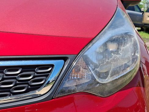 Used 2014 Kia Rio EX FWD image 9