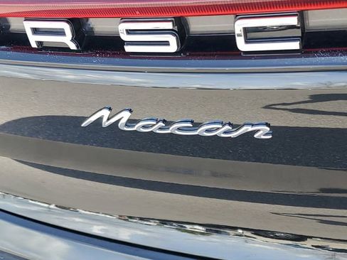 Used 2024 Porsche Macan image 31