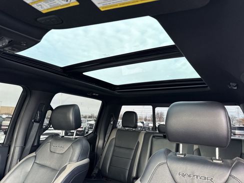 Used 2018 Ford F150 Raptor w/ Equipment Group 802A Luxury image 24