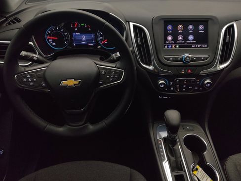 Used 2024 Chevrolet Equinox LT FWD image 22