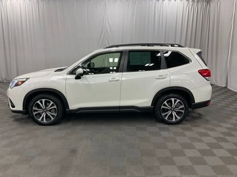 Used 2023 Subaru Forester Limited AWD/4WD image 10
