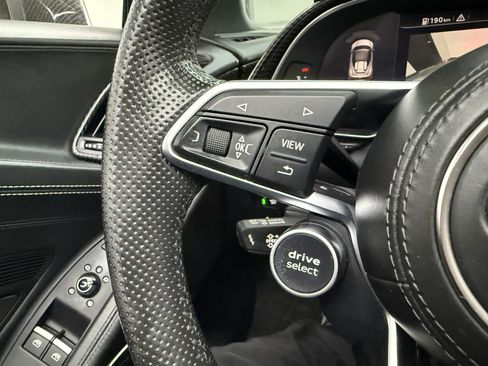 Used 2017 Audi R8 V10 AWD/4WD image 14