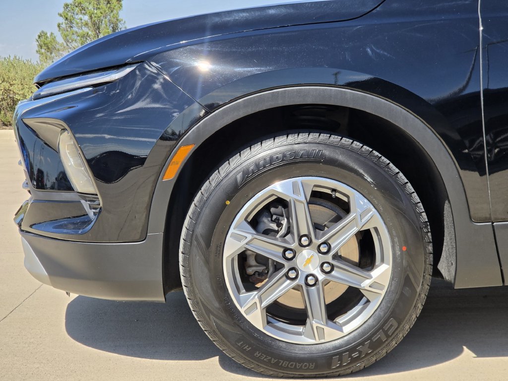 Used 2024 Chevrolet Blazer LT w/ LPO, Floor Liner Package FWD image 7