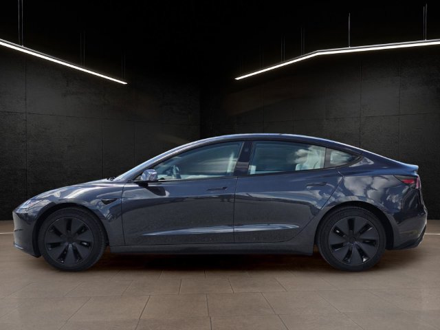 Used 2025 Tesla Model 3 Long Range RWD image 4