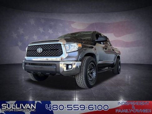 Used 2018 Toyota Tundra SR5 w/ SR5 Upgrade Package RWD image 1