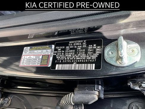 Certified 2024 Kia Sorento S FWD image 30