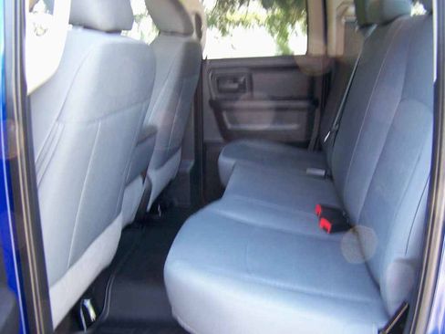 Used 2015 RAM 1500 Express AWD/4WD image 7