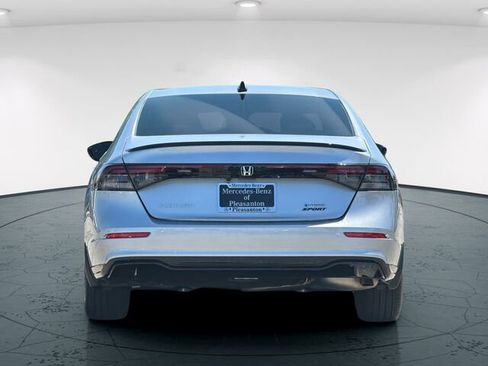 Used 2025 Honda Accord Sport image 6