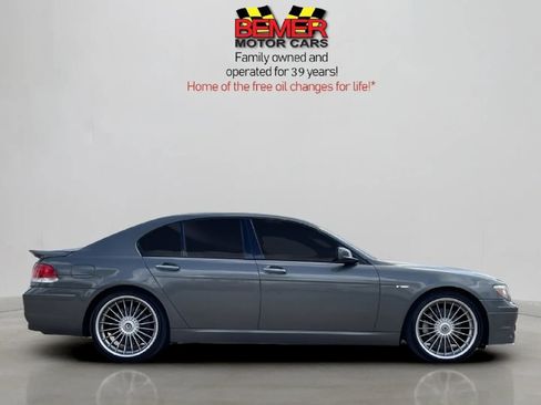 Used 2007 BMW 750i image 6