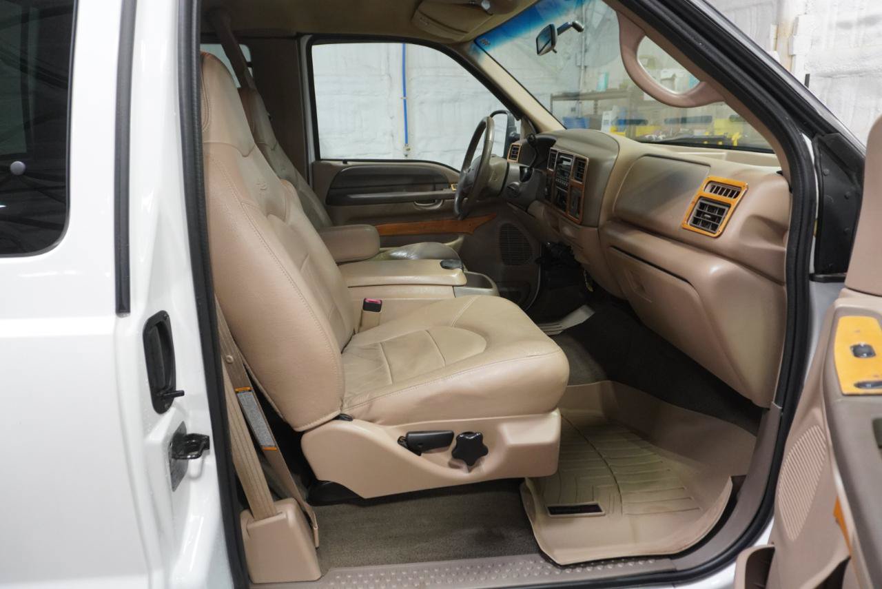 Used 1999 Ford F350 Lariat AWD/4WD image 14