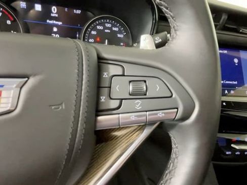 Used 2023 Cadillac XT6 Sport w/ Platinum Package AWD/4WD image 24