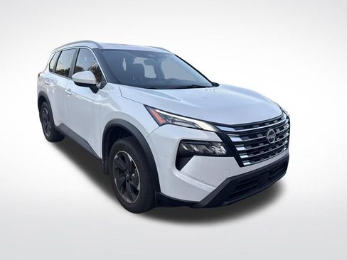 Certified 2025 Nissan Rogue SV w/ SV Premium Package AWD/4WD image 2