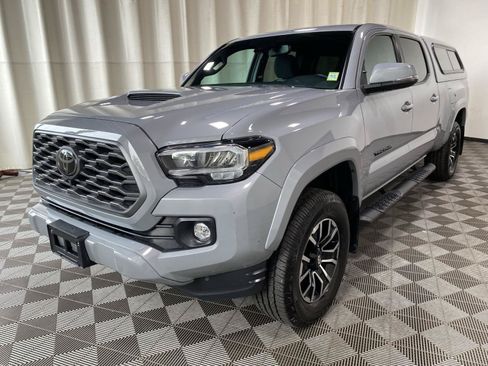 Used 2021 Toyota Tacoma TRD Sport w/ Advanced Technology Package RWD image 3