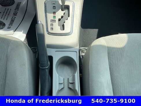 Used 2013 Toyota Corolla LE FWD image 19