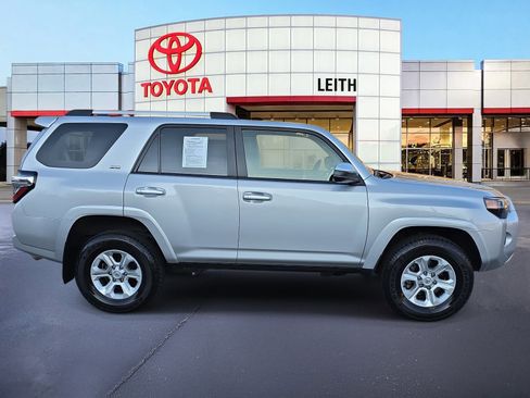 Certified 2024 Toyota 4Runner SR5 image 4